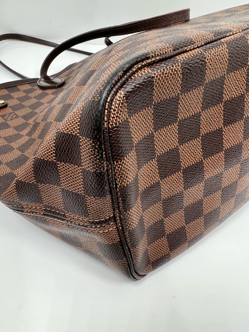Louis Vuitton Neverfull MM Damier Ebene Tote w/ Pouch Red Interior + Pouch - Picture 8 of 15